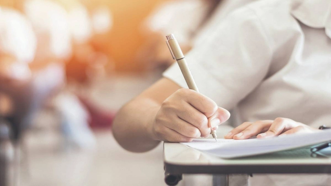 صورة مقدمه وخاتمه انشائيه