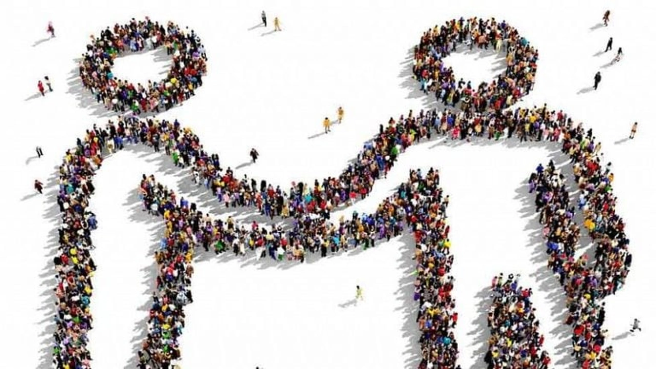 صورة موضوع تعبير عن مساعدة الاخرين بالانجليزي