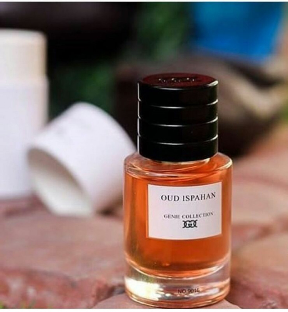 مين جربت عطر عود اصفهان من ديور