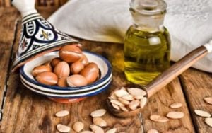 وصفات لمستحضرات تجميل منزلية مع زيت أركان