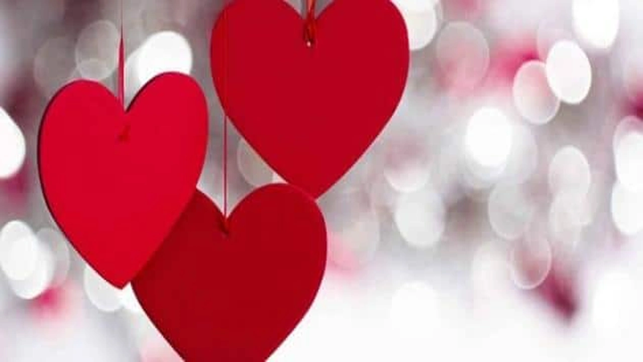 صورة anniversary messages for her