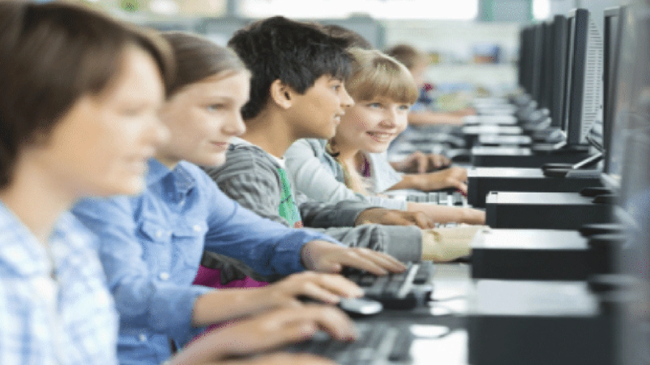 صورة أثر استخدام التكنولوجيا في التعليم