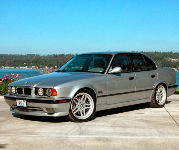 أحدث صور سيارات بي ام دبليو BMW 2021 الجديدة