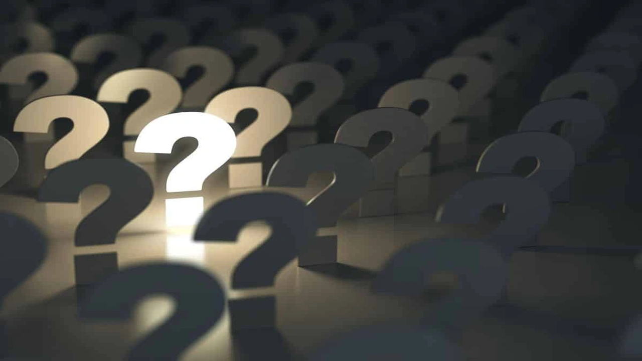 صورة أسئلة غبية تحشيش