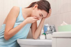 أسباب الغثيان عند الاستيقاظ من النوم