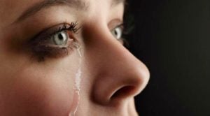 أسباب كثرة البكاء