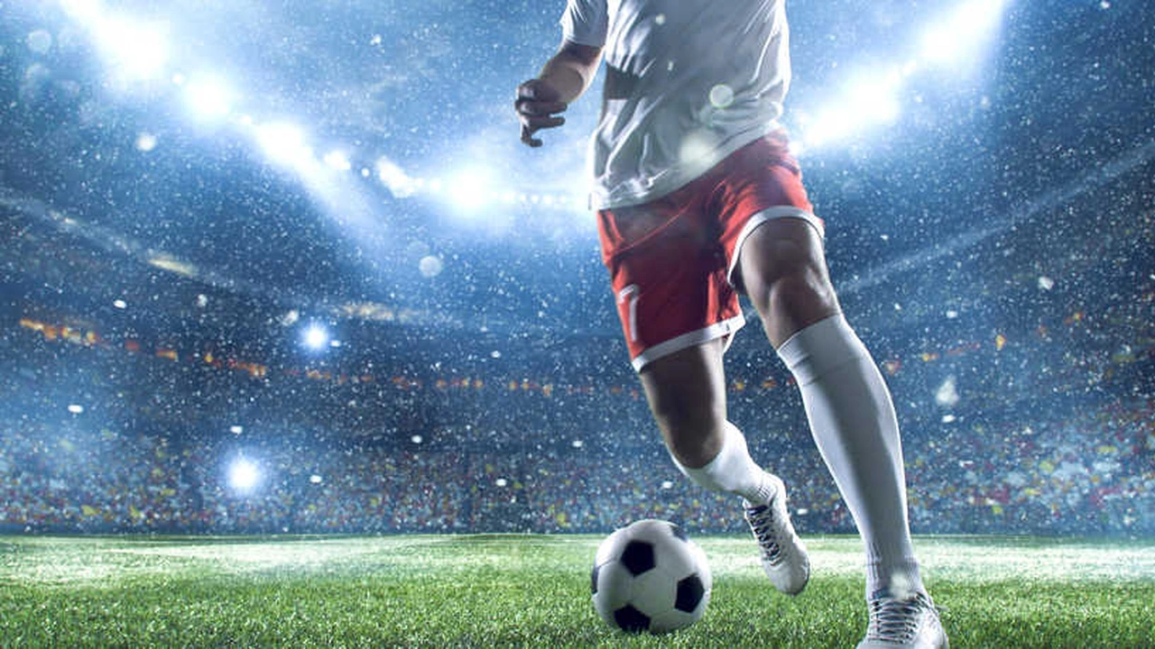 صورة أشهر 5 لاعبي كرة قدم في العالم