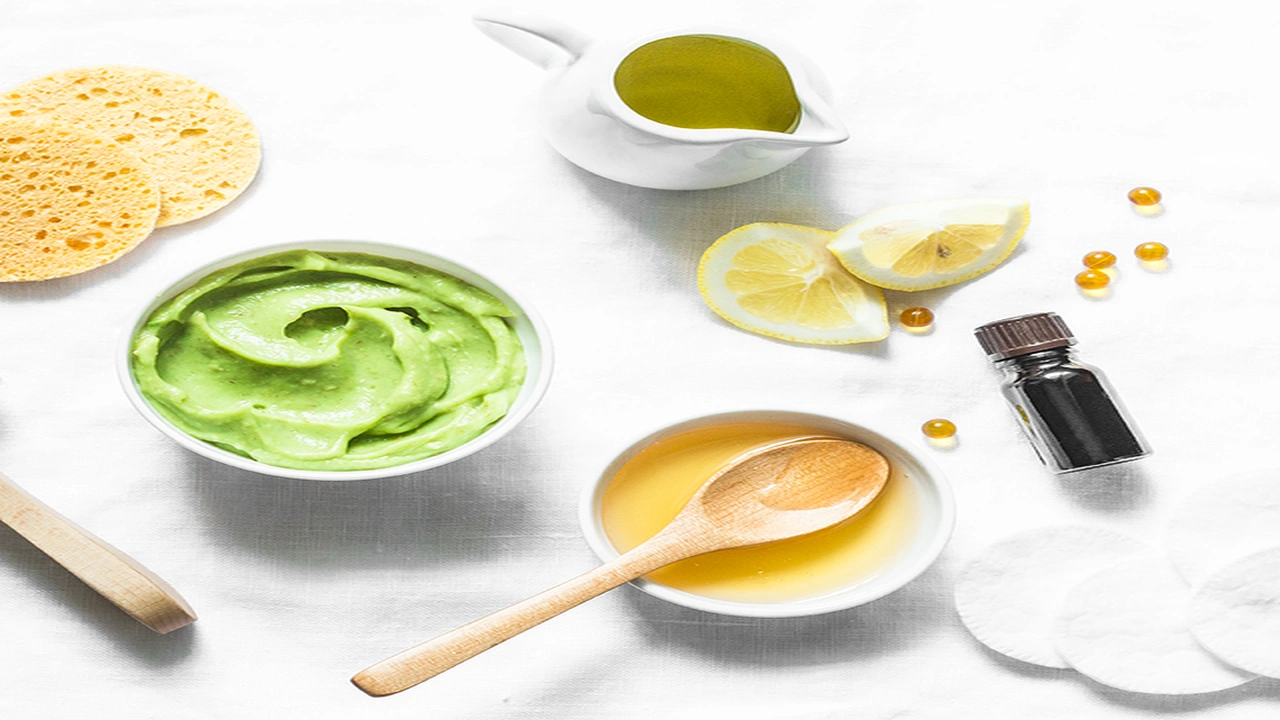 صورة أقنعة طبيعية للشعر