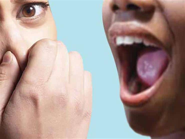 إزالة رائحة الفم في الصباح
