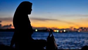 ابيات شعر في قلة الحياء