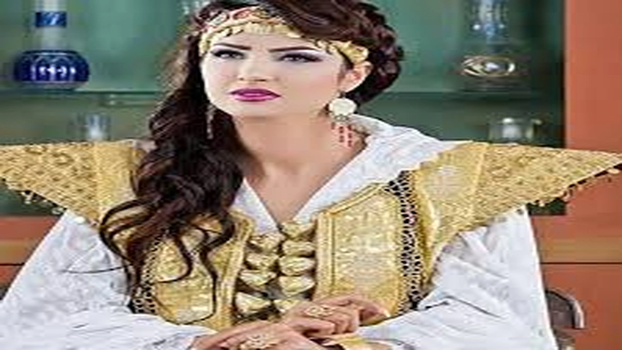 صورة ابيات شعرية عن اللباس التقليدي
