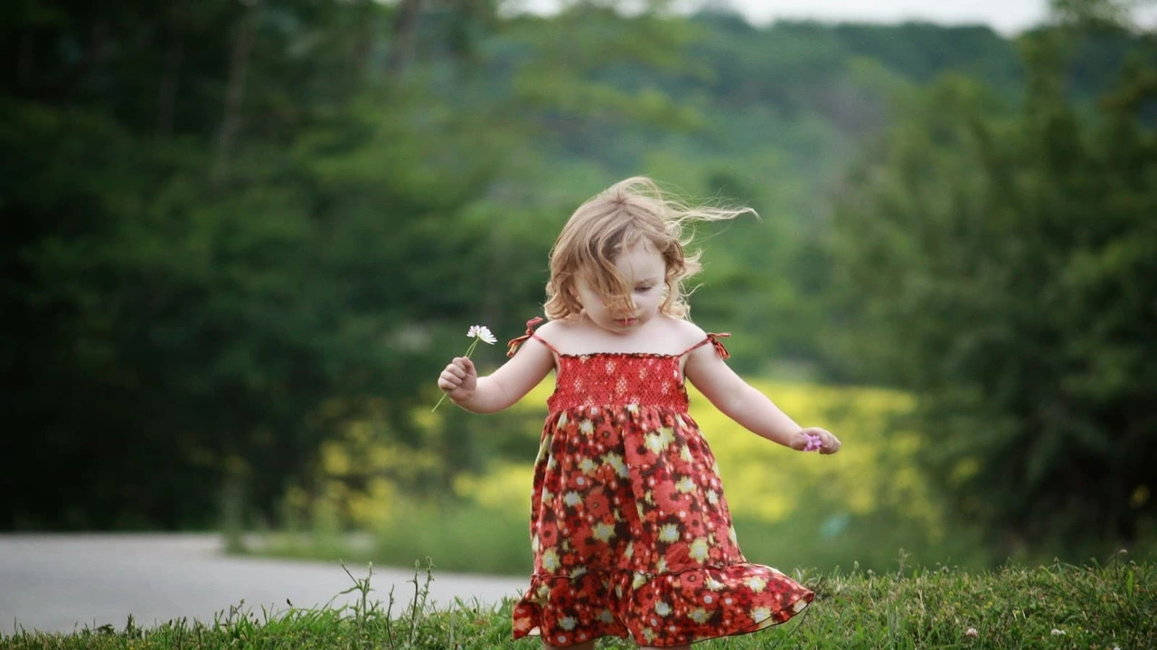 صورة اجمل اطفال العالم بالصور : اجمل اطفال العالم العربي - اجمل خلفيات اطفال 