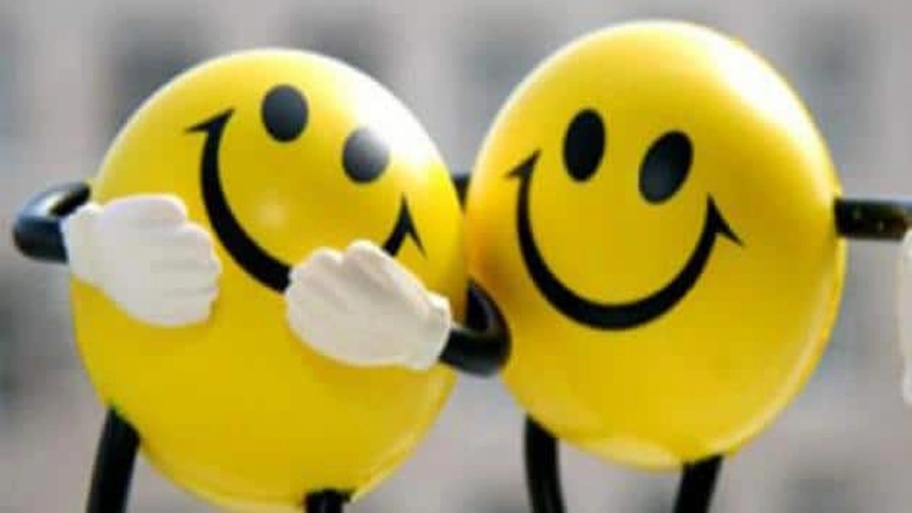 صورة اجمل ما قيل عن السعادة والتفاؤل