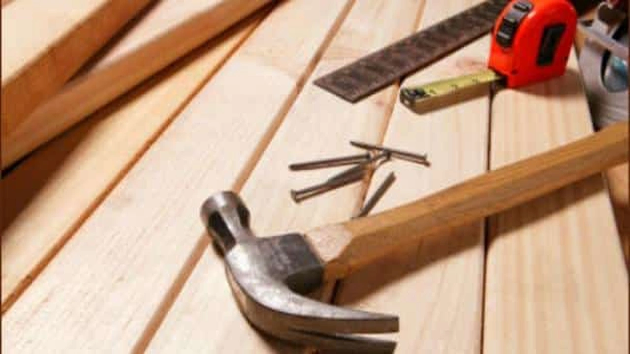 صورة ادوات النجار للاطفال