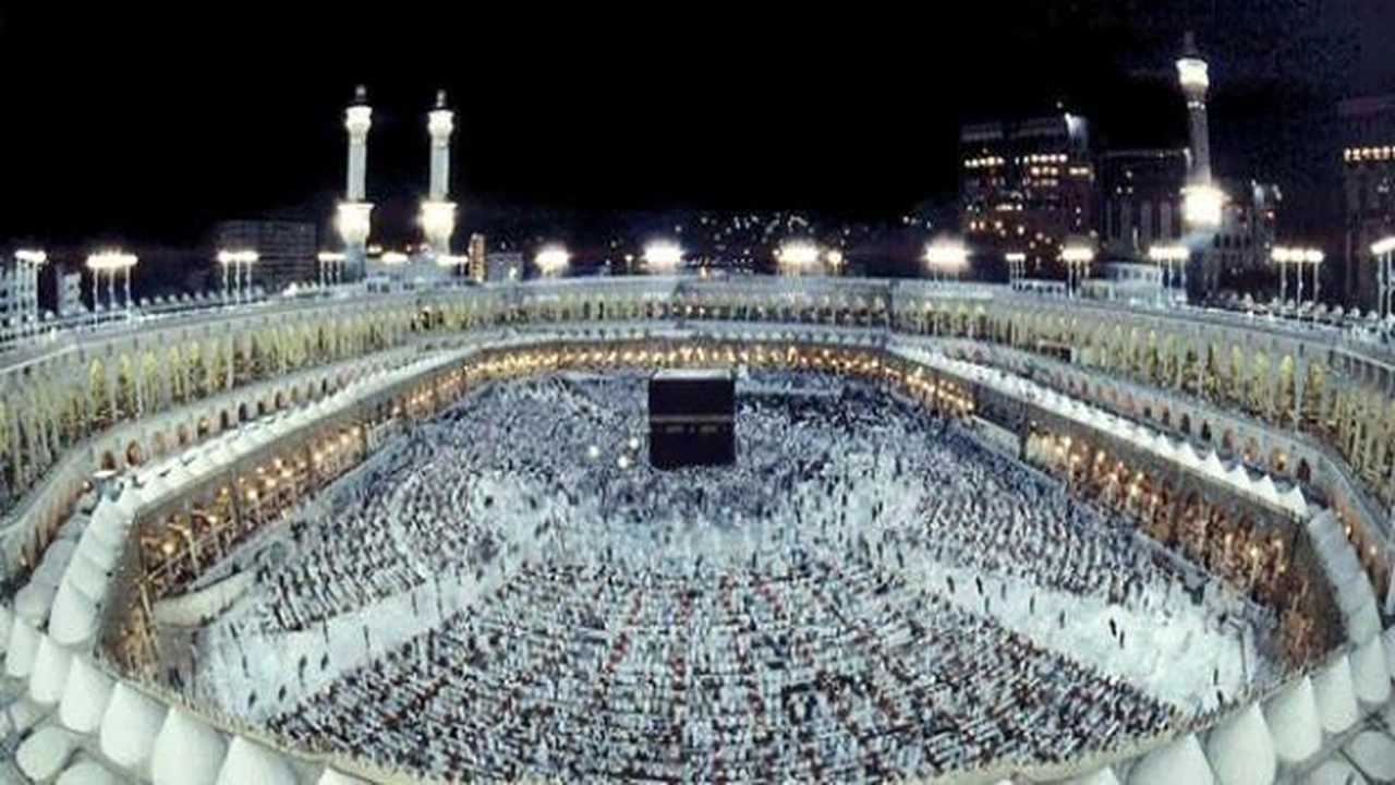 صورة اذاعة مدرسية عن الحج