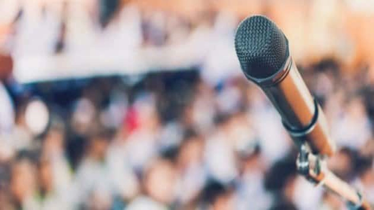 صورة اذاعة مدرسية عن الدين النصيحة