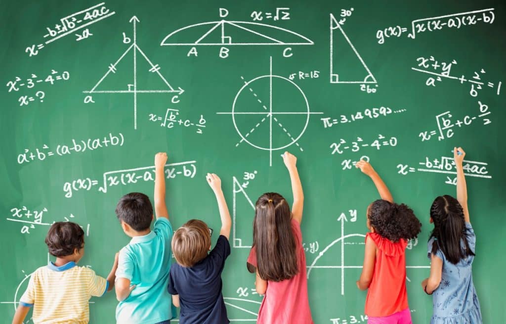 اذاعة مدرسية عن الرياضيات