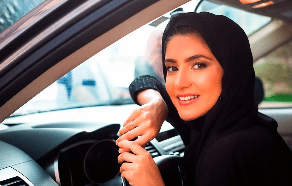 ارقام مدربات سياقة في مسقط
