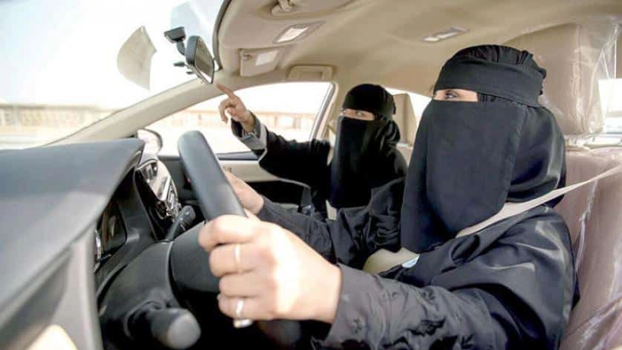 صورة ارقام مدربين السياقة في البحرين