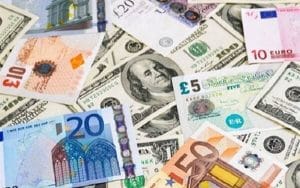 استكشاف ديناميكيات أسعار صرف العملات 