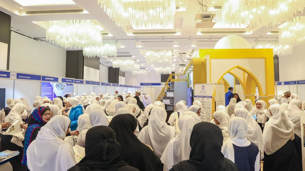 صورة افضل التخصصات الجامعية في سلطنة عمان