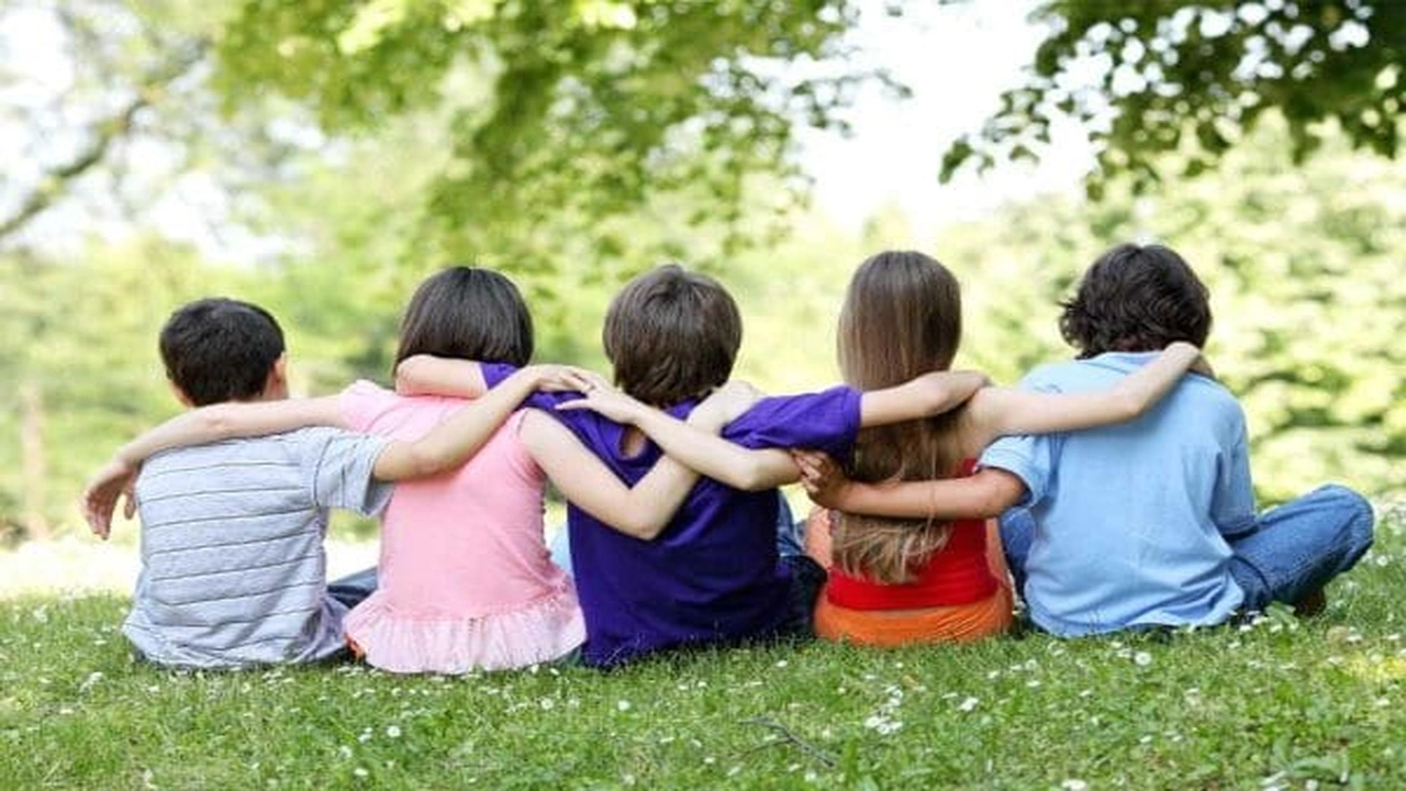 صورة اقوال وحكم عن الصداقة للاطفال