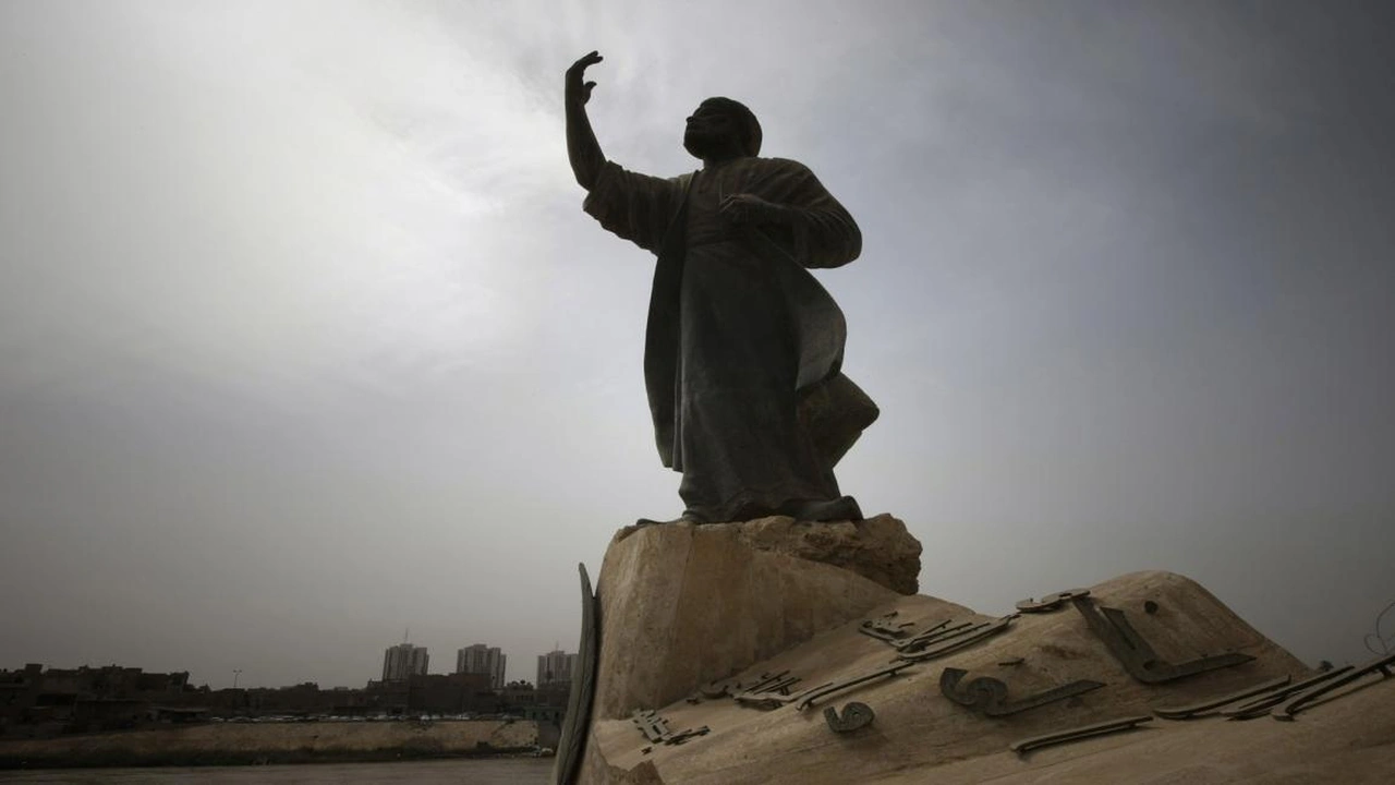 صورة الخيل والليل والبيداء تعرفني