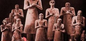 الفرق بين الصنم والوثن