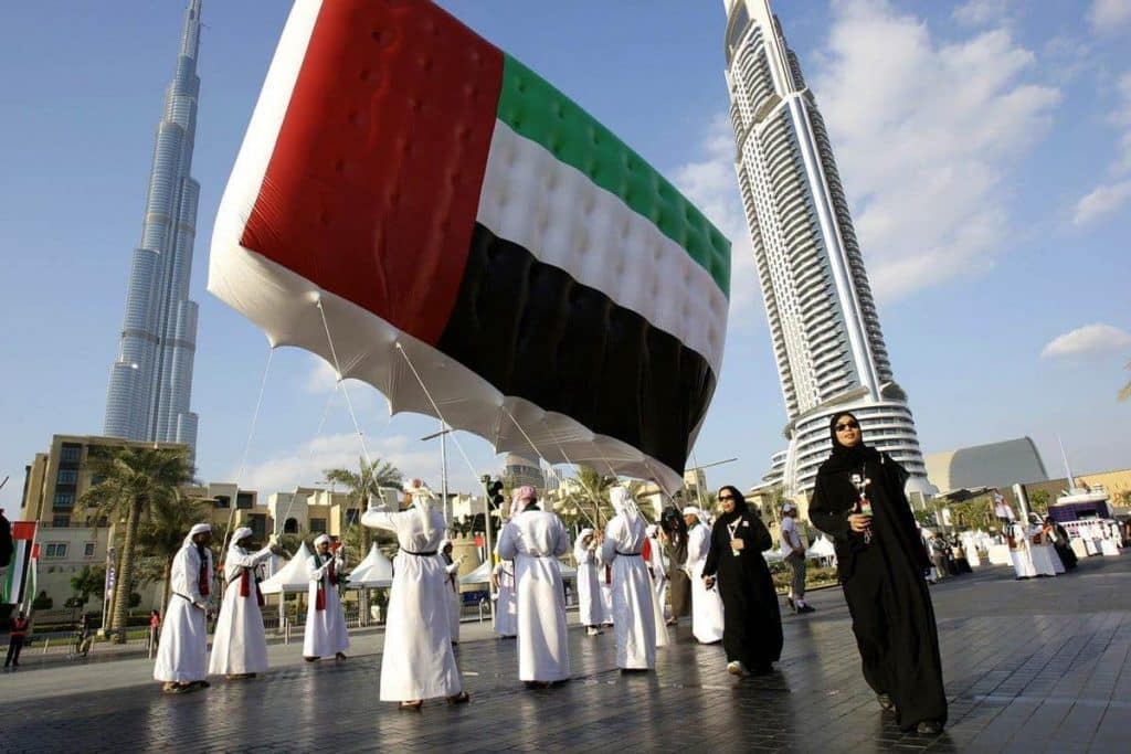 المهن المسموح لها بدخول دبي
