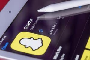 ايجابيات وسلبيات السناب شات