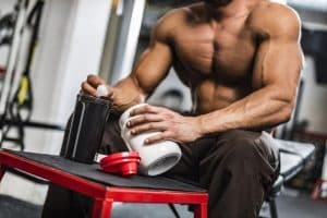 ايجابيات وسلبيات الكرياتين