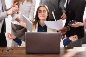 ايجابيات وسلبيات عمل المرأة بالانجليزي