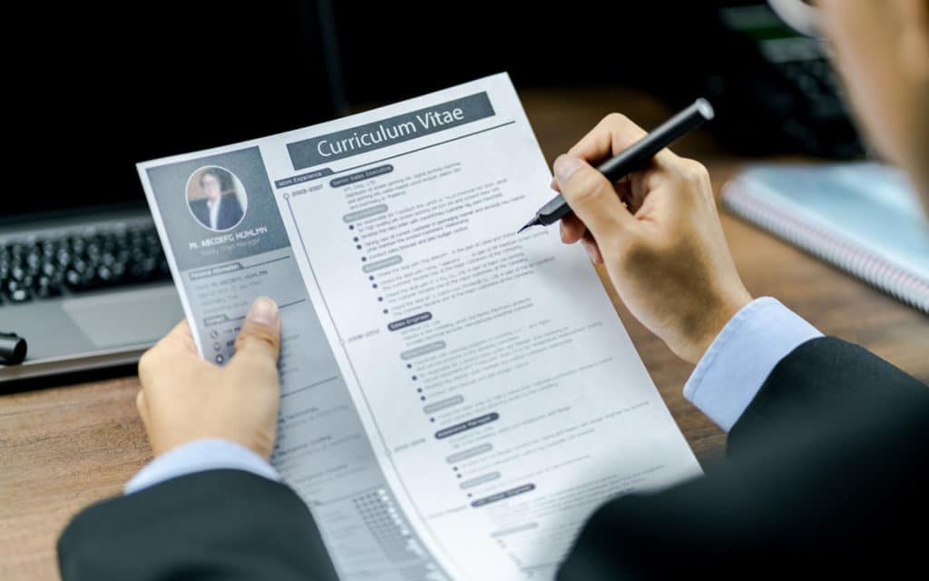 ايميلات شركات توظيف في الامارات