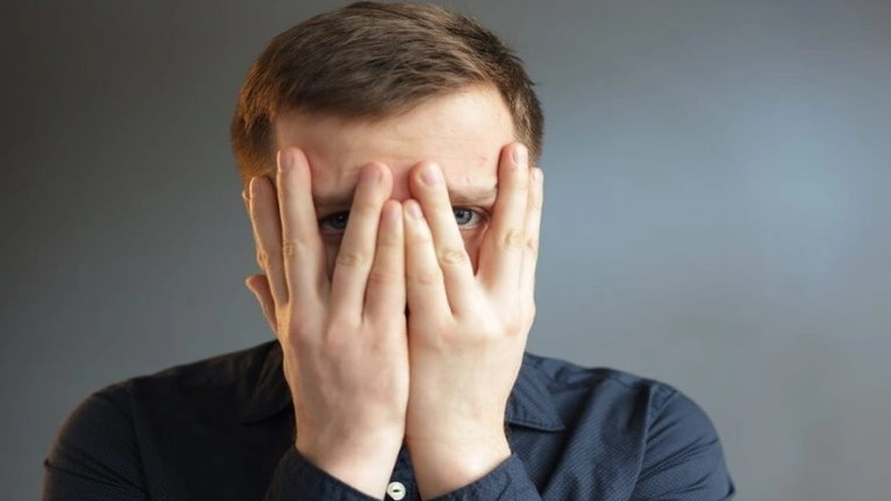 صورة بحث جامعي عن الخجل