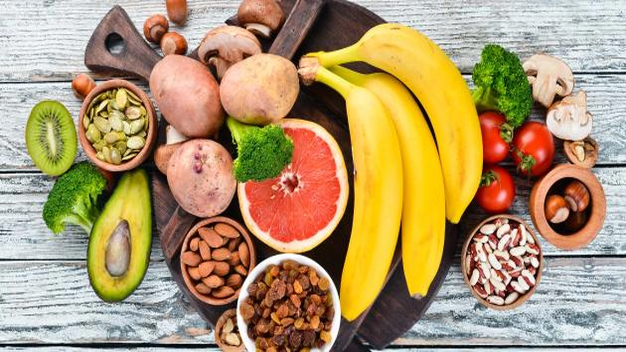 صورة بحث جامعي عن الفيتامينات