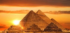 برجراف عن a famous city in egypt