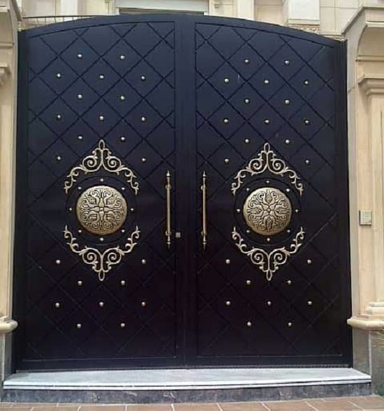 بوابات حديد