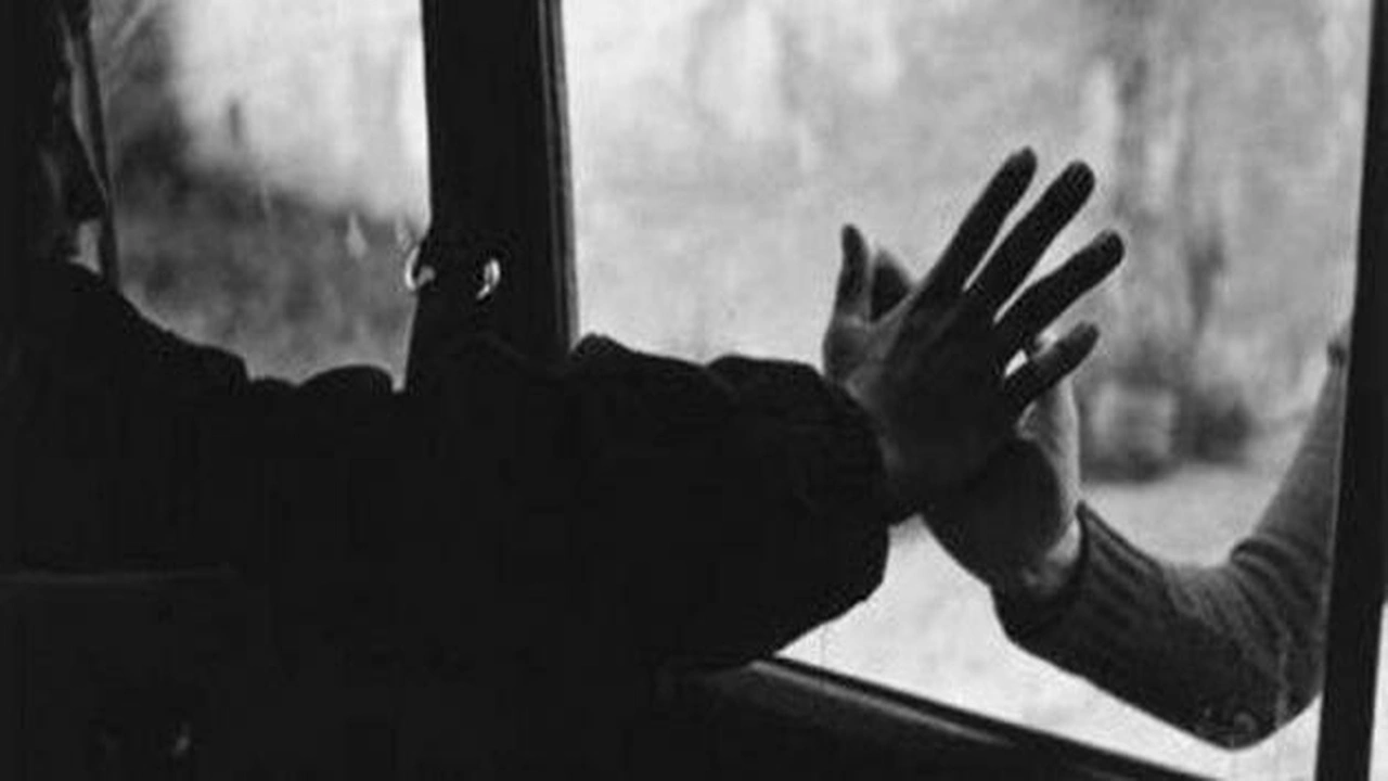 صورة بوستات حزينه عن الفراق