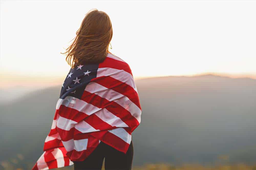 تجارب المهاجرين إلى أمريكا