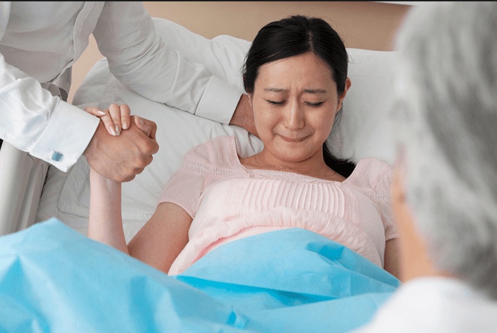تجاربكم مع التمر لتسهيل الولادة