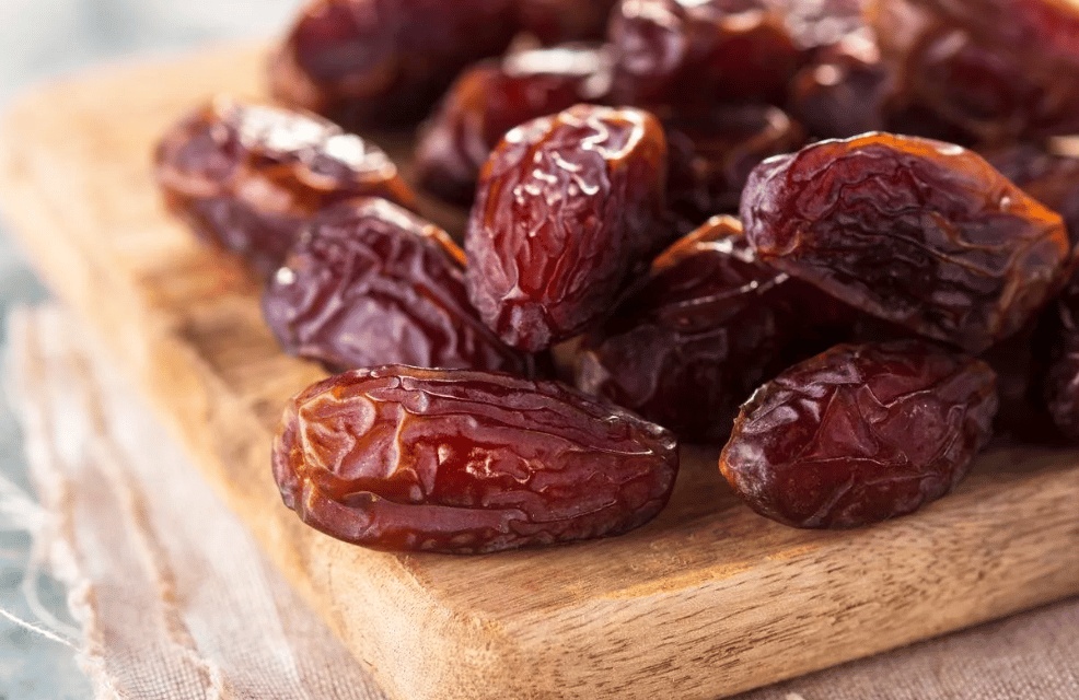 تجاربكم مع التمر لتسهيل الولادة