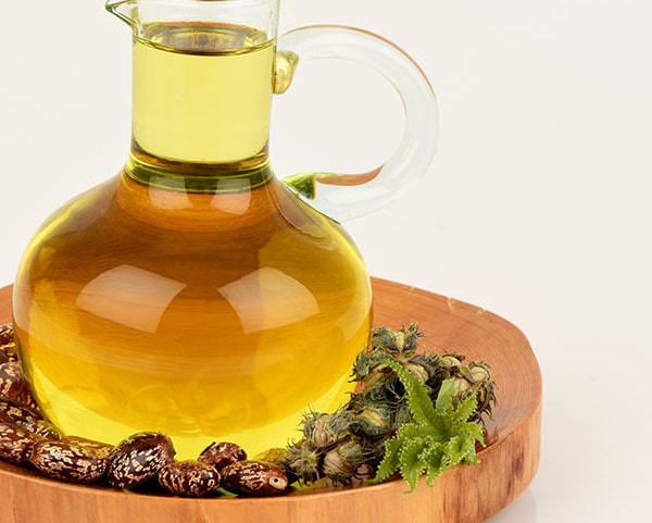 تجاربكم مع زيت الخروع لفتح الرحم