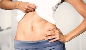 تجاربكم مع عملية شفط الدهون وشد البطن