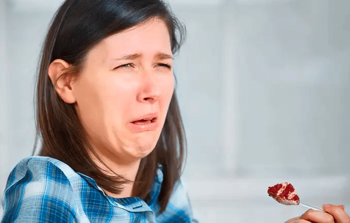 تجاربكم مع مرارة الفم ونوع الجنين