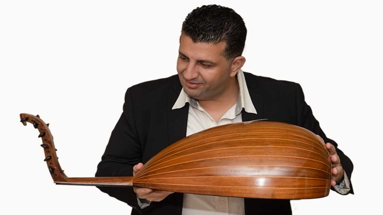 صورة تجربتي مع آلة العود