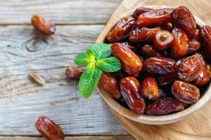 تجربتي مع منقوع التمر لزيادة الوزن للرضع