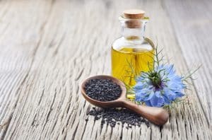 تجربتي مع منقوع حبة البركة للشعر