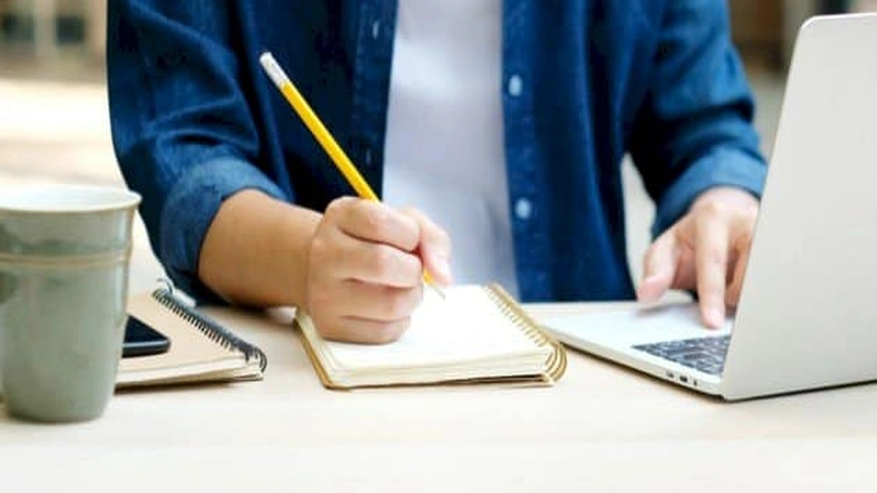 صورة تدريبات على جزم الفعل المضارع