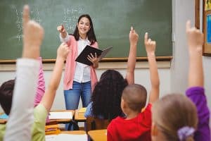 تعبير عن المعلم قصير جدا للاطفال