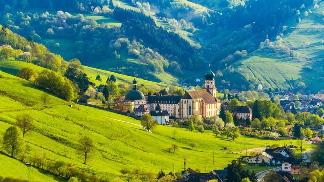 صورة تعبير عن وصف منظر طبيعي